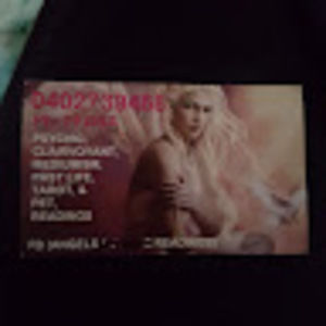 Meet your Posher, Feona